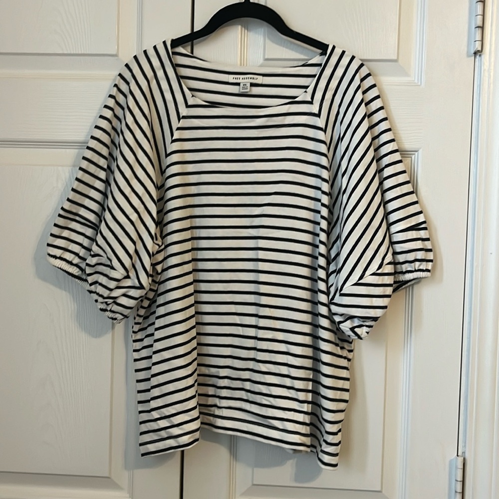 Free Assembly Black/Cream Stripe Puff Sleeve Shirt XXL
